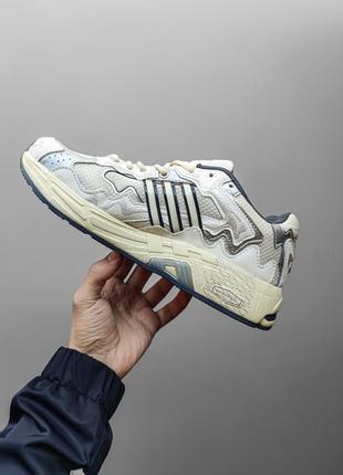 Мужские кроссовки бежевые с серебряным adidas x bad bunny response beige silver3 фото