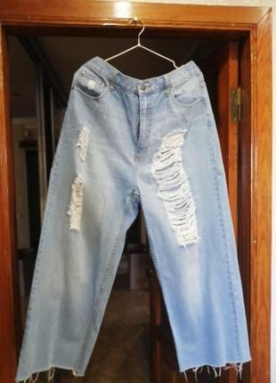 Трендовые джинсы cheap monday. длина 99,поб 56,прямые,широкие, очень крутые. качество люкс. оригинал. .