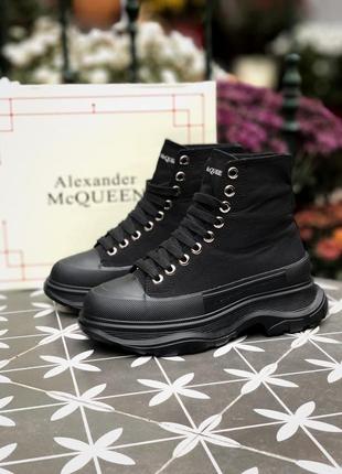 Alexander mcqueen tread slick жіночі черевики на платформі