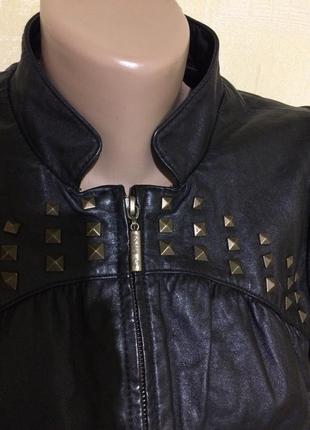 Мягкая натуральная кожаная куртка с клёпками,лайка,lipsy3 фото
