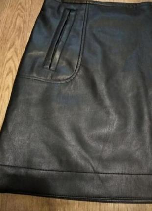 Короткая кожаная мини юбка трапеция h&amp;m4 фото