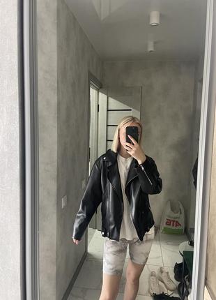Кожанка bershka