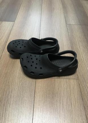 Тапочки от crocs1 фото