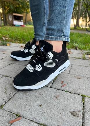 Jordan 4 black white