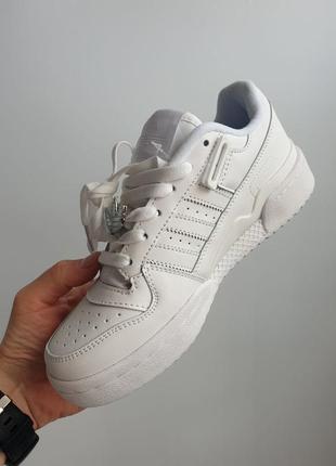 Кроссовки adidas forum low logo •white•4 фото