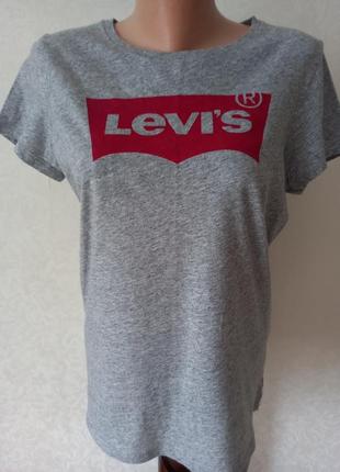 Футболка женская levis.