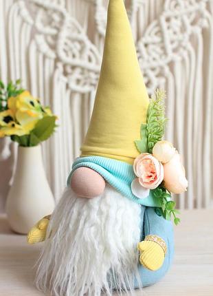 Гном весенний скандинавский мятно-желтый