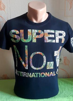 Крута футболка superdry з яскравим принтом, made in turkey, оригінал, блискавичне надсилання1 фото