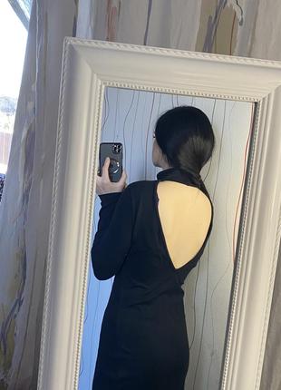 Длинное черное платье трикотаж с открытой спиной2 фото
