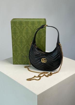 Фактурная  женская сумка кожаная черного цвета gucci брендована гуччи хобо на цепочке