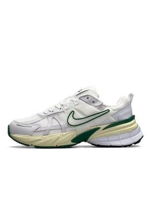 Чоловічі кросівки найк рунтек білі с зеленим / nike runtekk white green