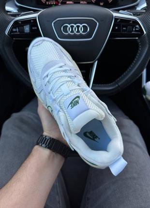 Чоловічі кросівки найк рунтек білі с зеленим / nike runtekk white green8 фото