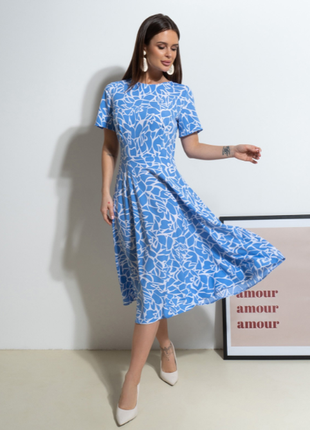 Деловое приталенное платье миди классика расклешенное 2 цвета2 фото