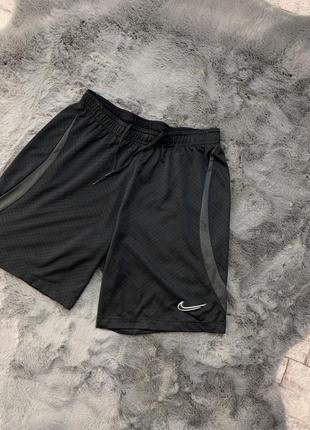 Шорти nike dri fit m3 фото