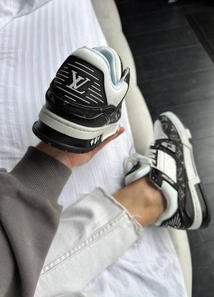 Кроссовки черные с белым в стиле louis vuitton trainer sneaker white / black7 фото