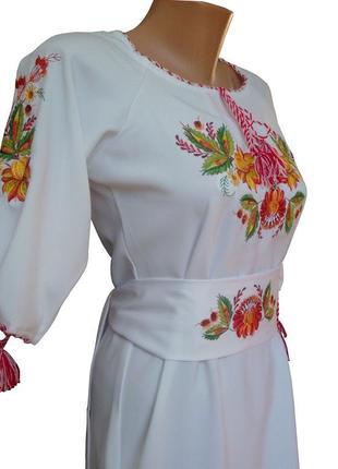 Вишите жіноче плаття в українському стилі з рукавом 3/4 «петри...6 фото