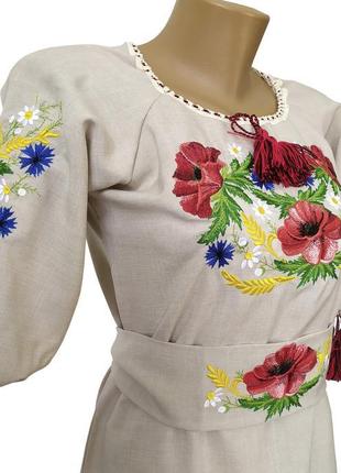 Стильне жіноче вишите плаття до колін з квітковим орнаментом «...2 фото