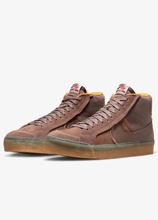 Nike sb zoom blazer mid premium plus brown. кроссовки унисекс. оригинал. новые.1 фото