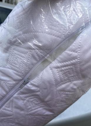 Відмінна стьобана біла подушка теп зі знімним чохлом. красиві...4 фото