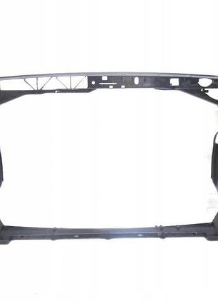 Панель передня audi a4 b9 15-