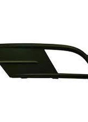 Решітка бампера vw jetta 15-18