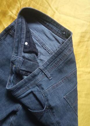 Прямые стрейчевые брюки-джинсы4 фото