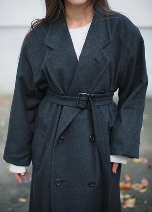 Брендовое длинное шерстяное пальто на поясе шерсть кашемир чёрное классическое оверсайз5 фото