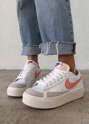 Кросівки nike blazer low platform white peach.6 фото