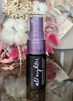 Спрей для закріплення макіяжу urban decay all nighter long-lasting makeup setting spray1 фото