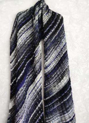 В'язаний смугастий блакитно-чорно-білий шарф з альпаки5 фото