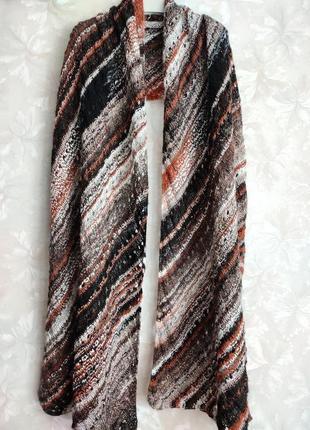 В'язаний смугастий коричнево-білий шарф з альпаки4 фото