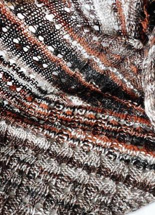 В'язаний смугастий коричнево-білий шарф з альпаки3 фото