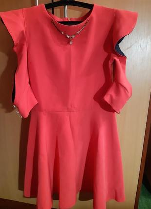 Платье на девочку рост 152 в отл.состоянии