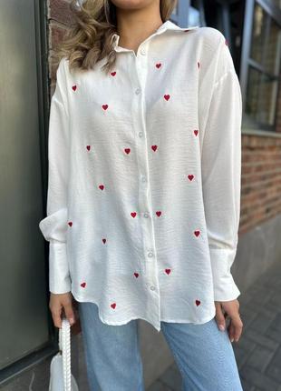 Женская качественная белая блузка рубашка муслин с вышитыми сердечками3 фото