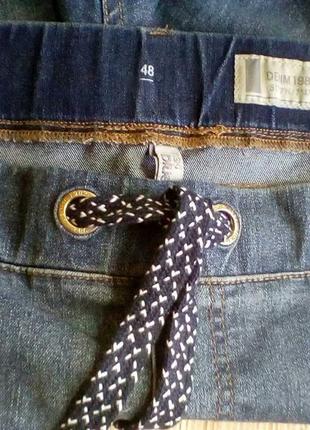 Сині джинсові штани джоггери жіночі3 фото