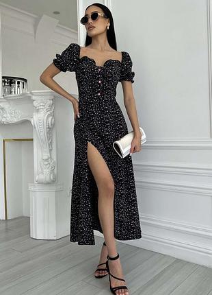 Літня сукня-міді романтичного крою