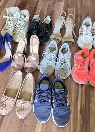 Набор обуви обувы 10 пар кроссовки лоферы босоножки пакет обуви лот разграждай гардероб3 фото