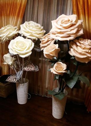 Ростовые цветы из изолона.розы в кашпо.торшер.4 фото