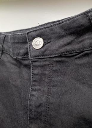 Состояние новых черных джинсовых мини-шорты из хлопка10 фото