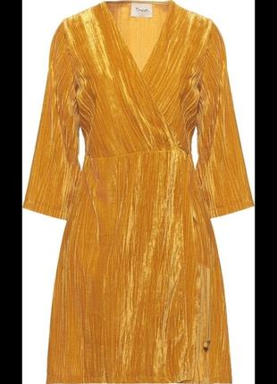 Дуже красива бархатна сукня на запах dixie