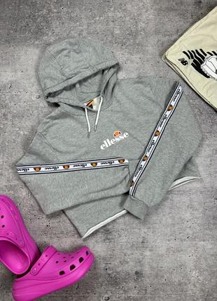 Укороченное худи ellesse кроп топ