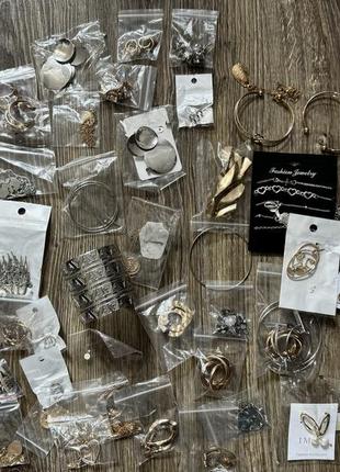 Біжутерія: сережки, браслети, кулони, колечка1 фото