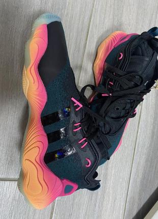 Кросівки adidas trae young 3 оригінал2 фото