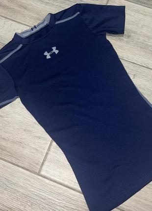 Спортивная футболка under armour 8-10лет4 фото