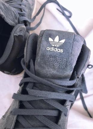 Кросівки adidas осінні3 фото