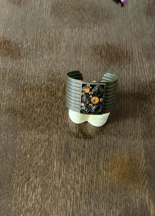 Американська сучасна біжутерія