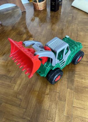 Классный трактор для малышей 4