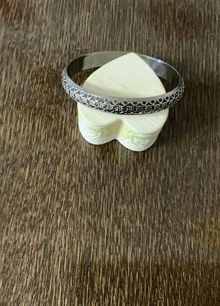 Американська ретро біжутерія