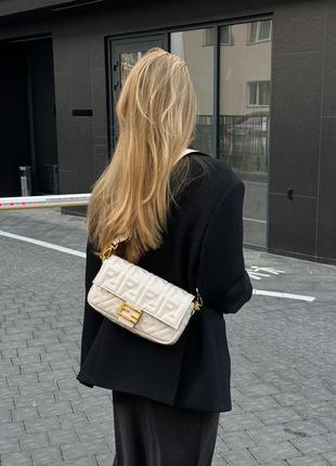 Сумка fendi baguette cream leather bag4 фото