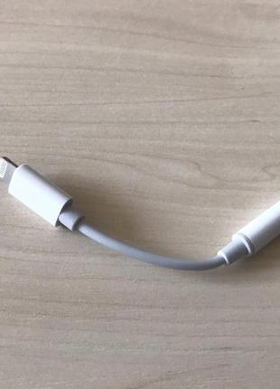 Новий перехідник apple lightning - aux для iphone на 3.5 мм aux,